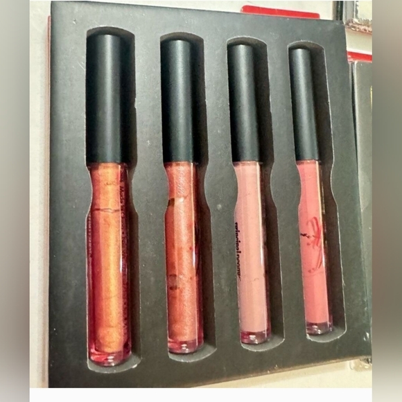 ybf Real Time Tutorial… Makeup Tutorial Kit 67 pcs Keepsake Box NEW - Picture 6 of 10